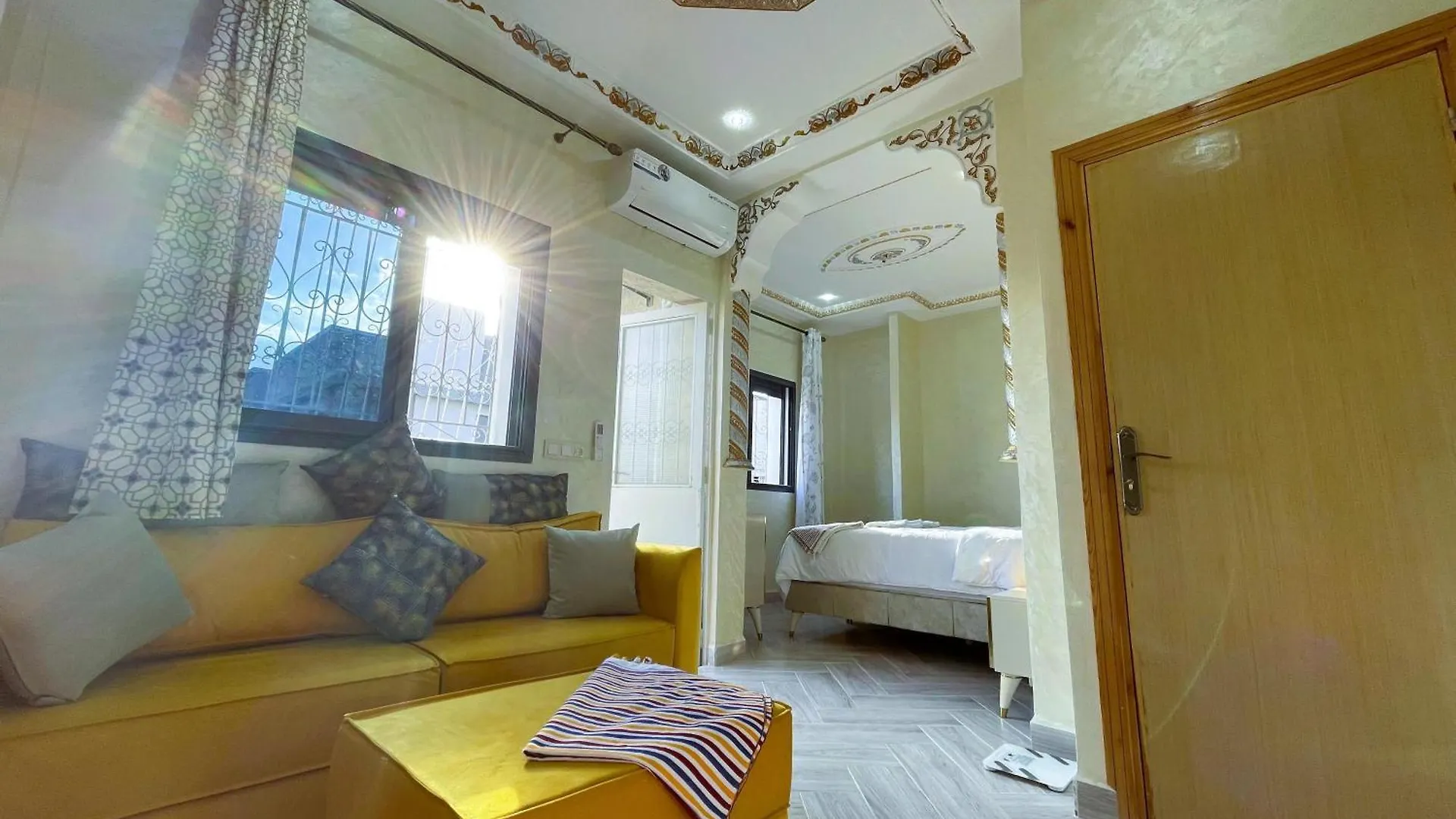 شقه معاصره ب لمسة مغربيه في فاس Apartment