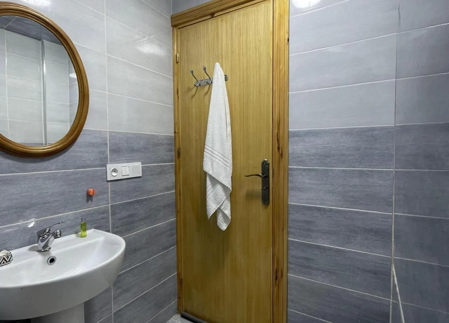 شقه معاصره ب لمسة مغربيه في فاس Apartment