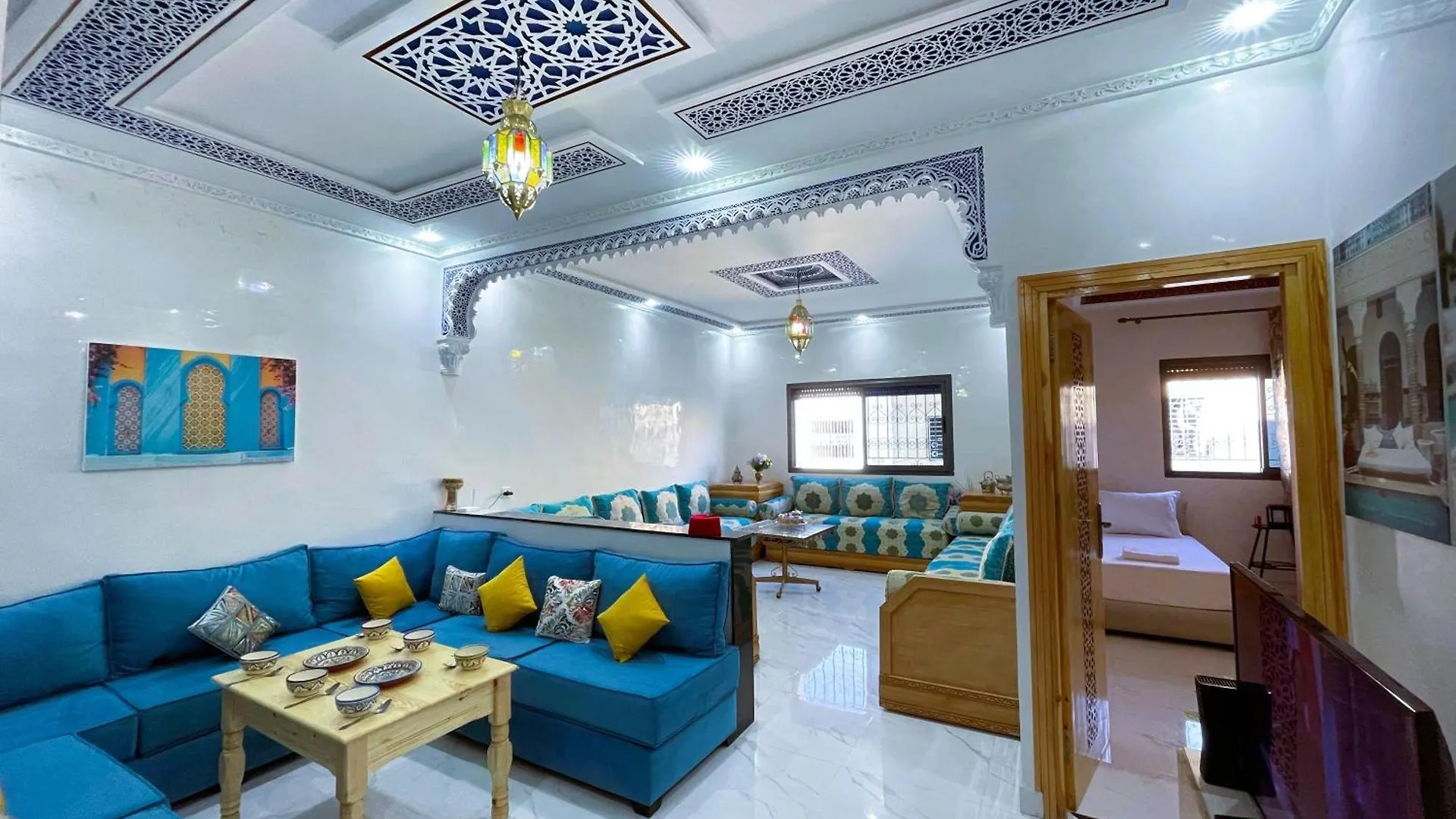 شقه معاصره ب لمسة مغربيه في فاس Apartment